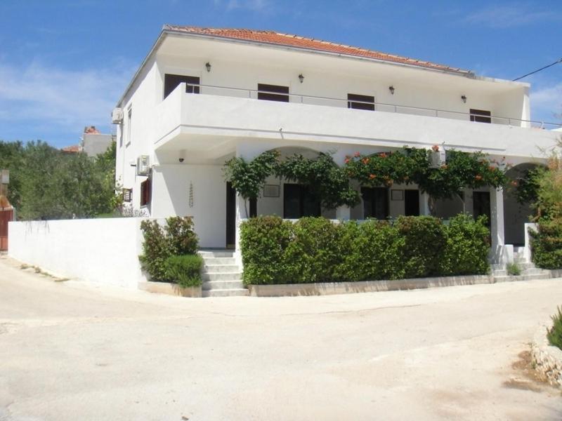 Apartments Ivan Orlic Vinisce Ngoại thất bức ảnh